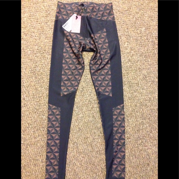 Bonvirage Yoga Pants - Picture 1 of 7